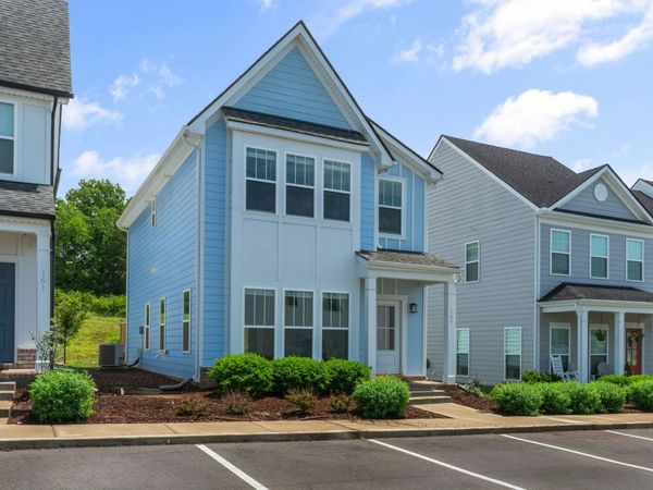 165 Harvard Dr, Gallatin, TN 37066