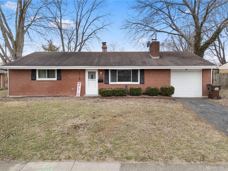 2267 Yorkshire Place, Kettering, OH 45419 Photo 2