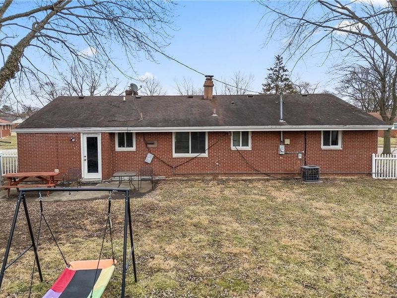 2267 Yorkshire Place, Kettering, OH 45419 Photo 7