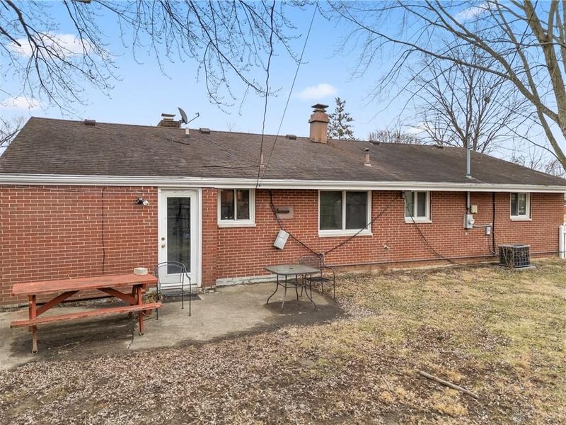 2267 Yorkshire Place, Kettering, OH 45419 Photo 9