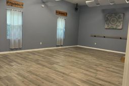 5401 Netherby  photo 4