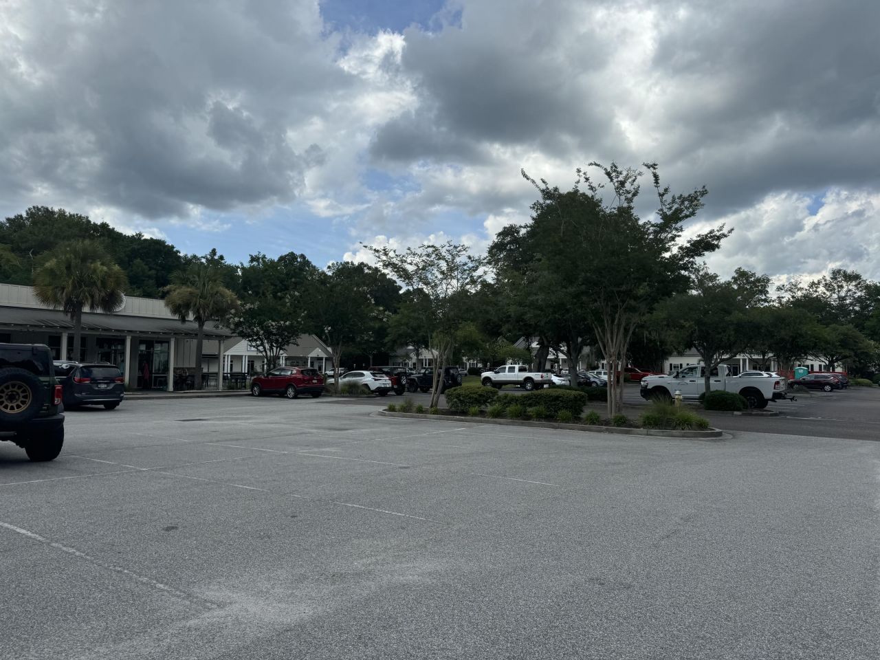 5401 Netherby  Photo 6