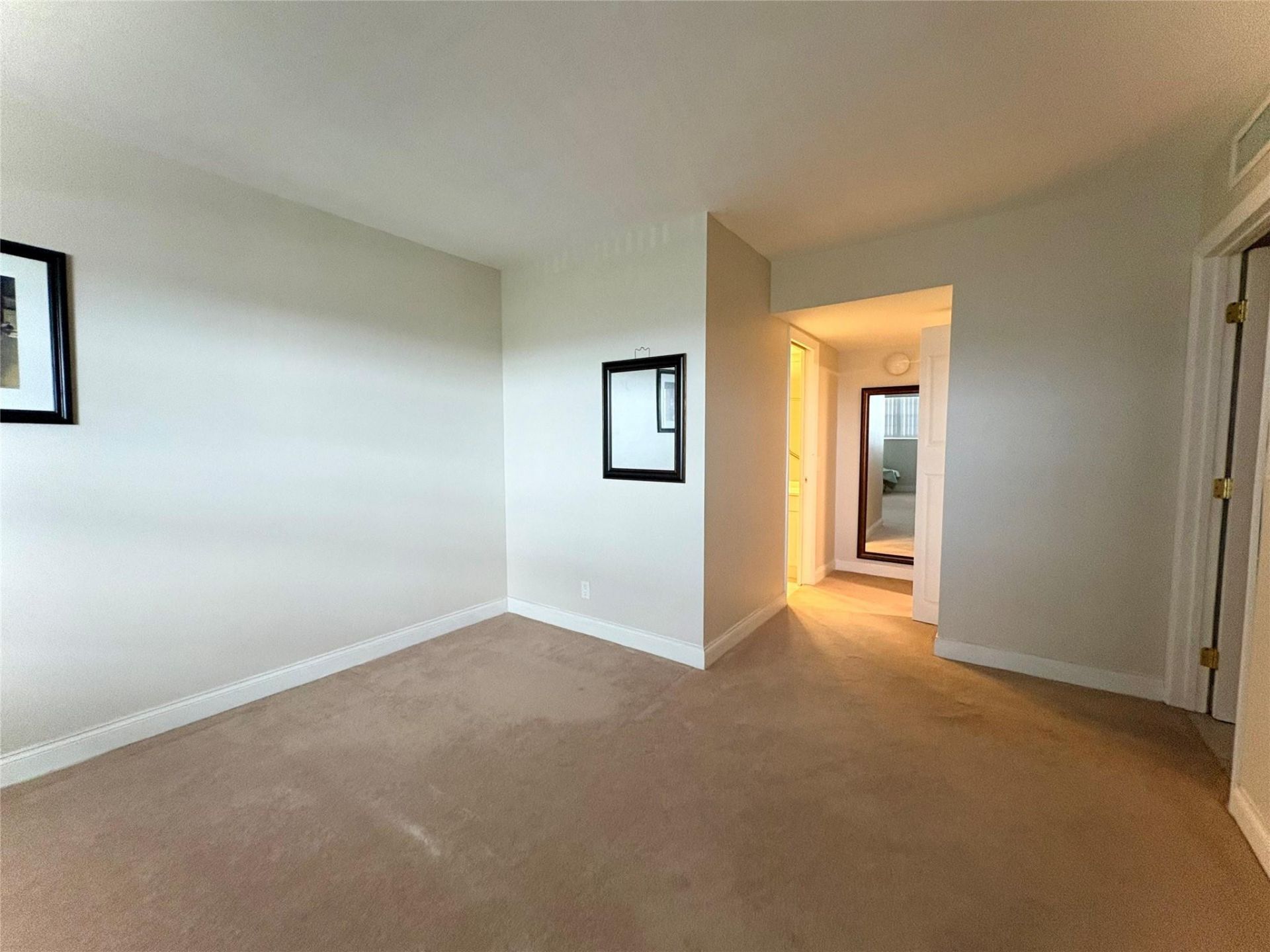 2940 N Course Drive, Unit 810, Pompano Beach, FL 33069 Photo