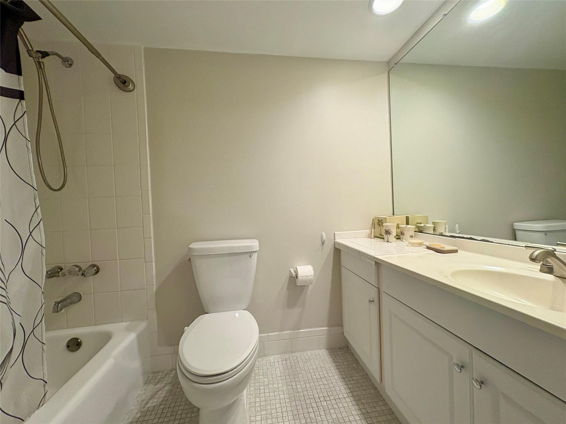 2940 N Course Drive, Unit 810, Pompano Beach, FL 33069 Photo