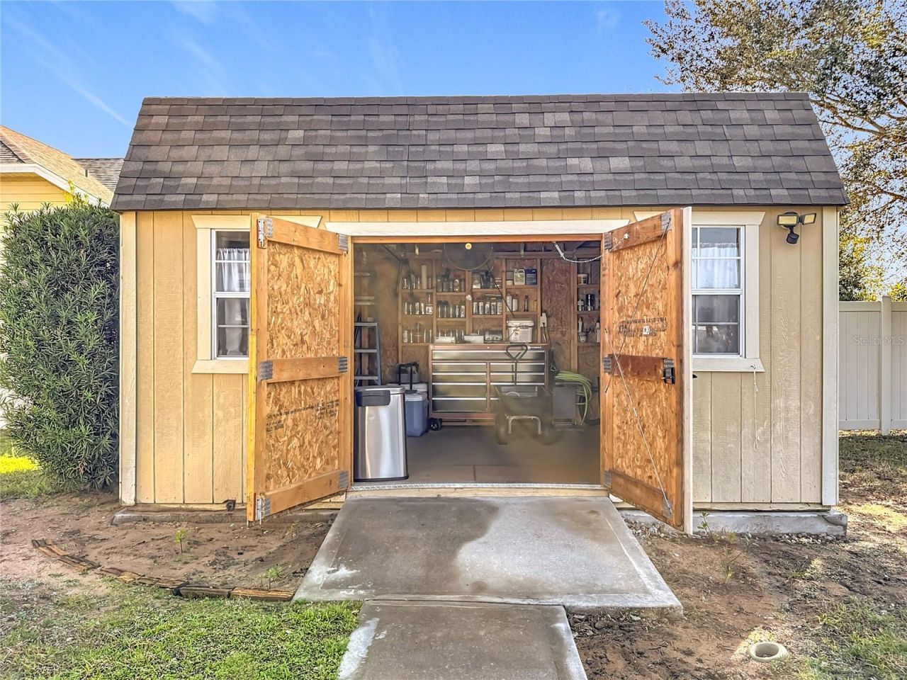 13000 Yale Bluff Drive, Grand Island, FL 32735 Photo