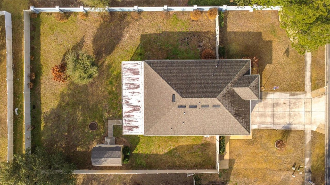 13000 Yale Bluff Drive, Grand Island, FL 32735 Photo