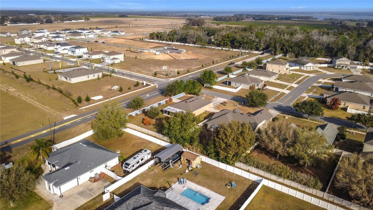 13000 Yale Bluff Drive, Grand Island, FL 32735 Photo