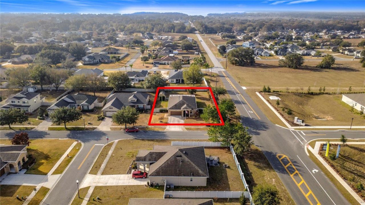 13000 Yale Bluff Drive, Grand Island, FL 32735 Photo