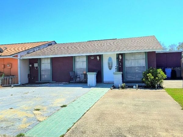 8589 BRIAR GROVE CIRCLE, TAMPA, FL 33615