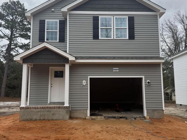 565 S Glover Street, Southern Pines, NC 28387