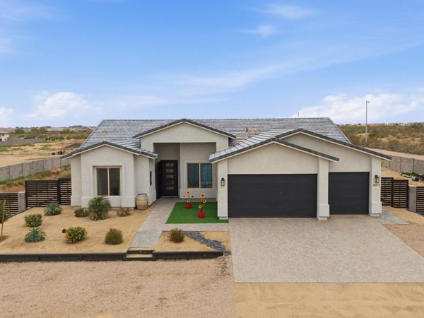 24572 N 157TH Drive, Surprise, AZ 85387