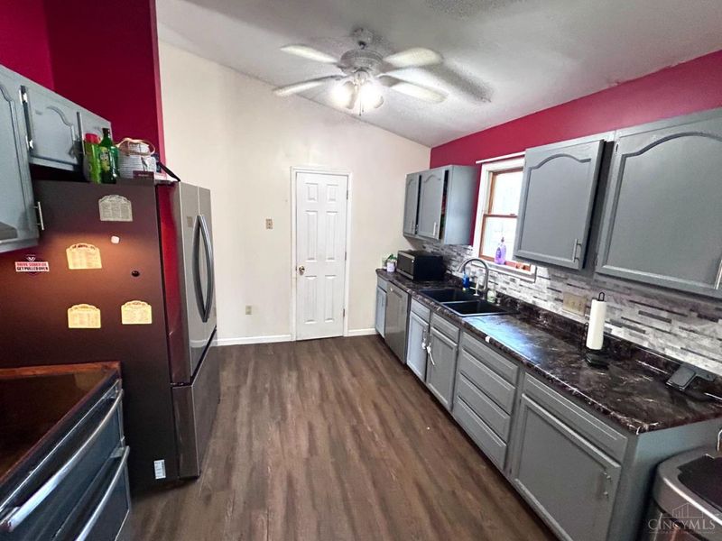 300 Adare Court, Lynchburg, OH 45142 Photo 12