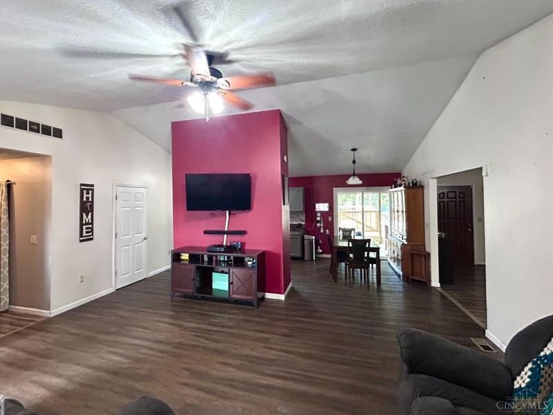 300 Adare Court, Lynchburg, OH 45142 Photo 8