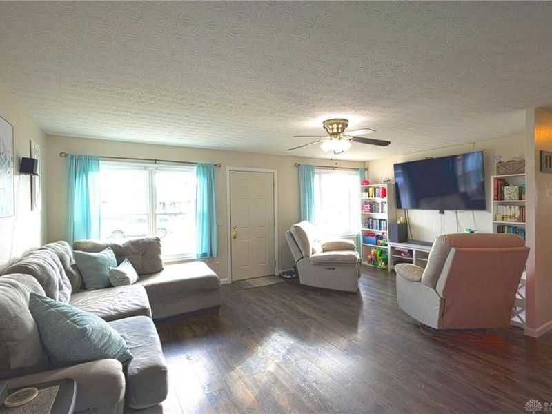 1134 Frayne Drive, New Carlisle, OH 45344 Photo 3