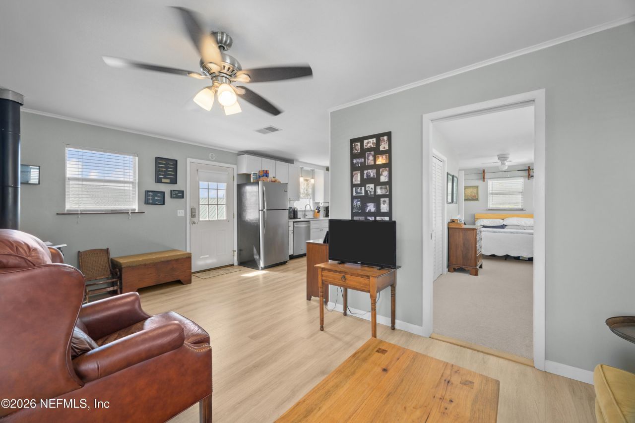 191 Sportsman Drive, Welaka, FL 32193 Photo