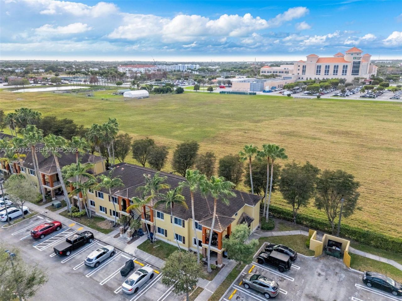 990 NE 33rd Ter , Unit 102, Homestead, FL 33033 Photo