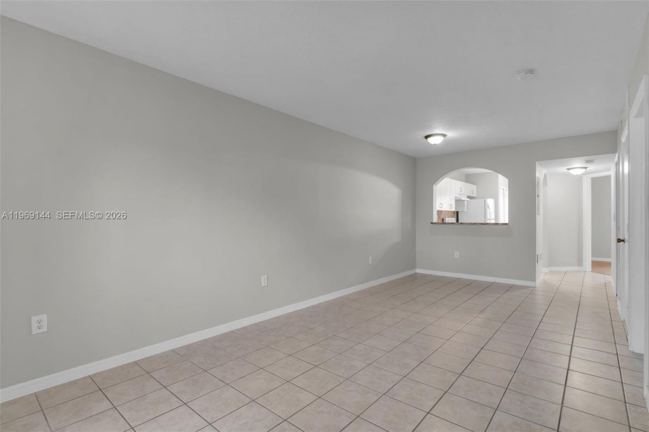 990 NE 33rd Ter , Unit 102, Homestead, FL 33033 Photo