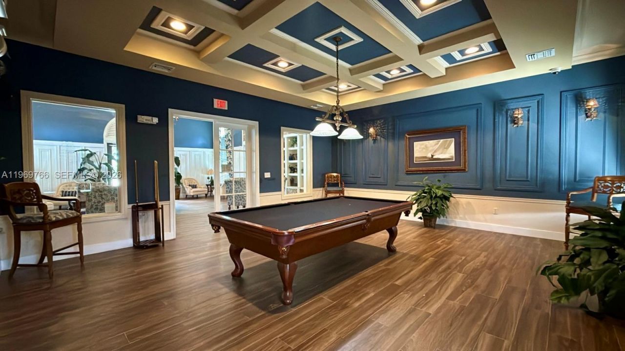 6831 SW 44th St, Unit 302, Miami, FL 33155 Photo