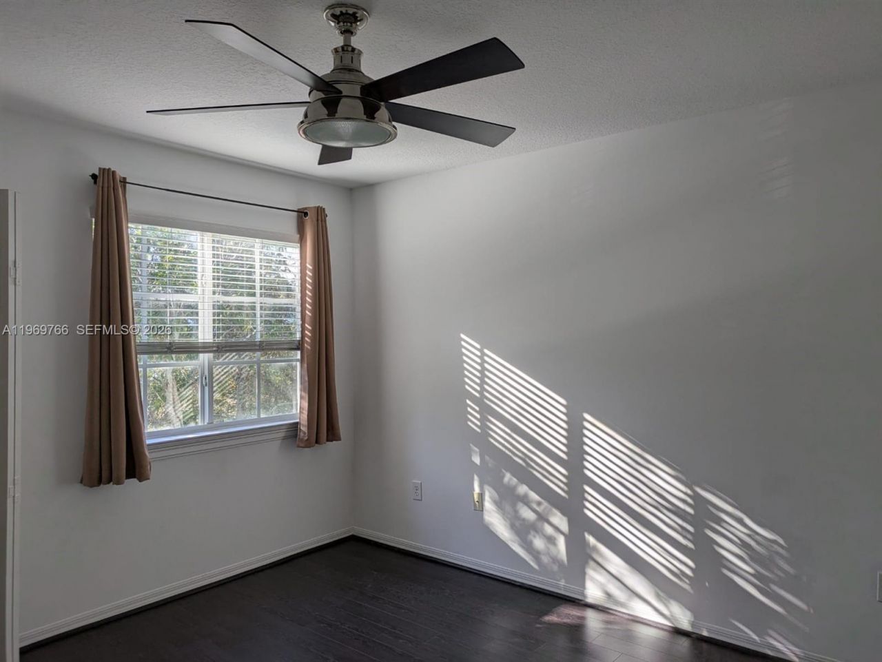 6831 SW 44th St, Unit 302, Miami, FL 33155 Photo