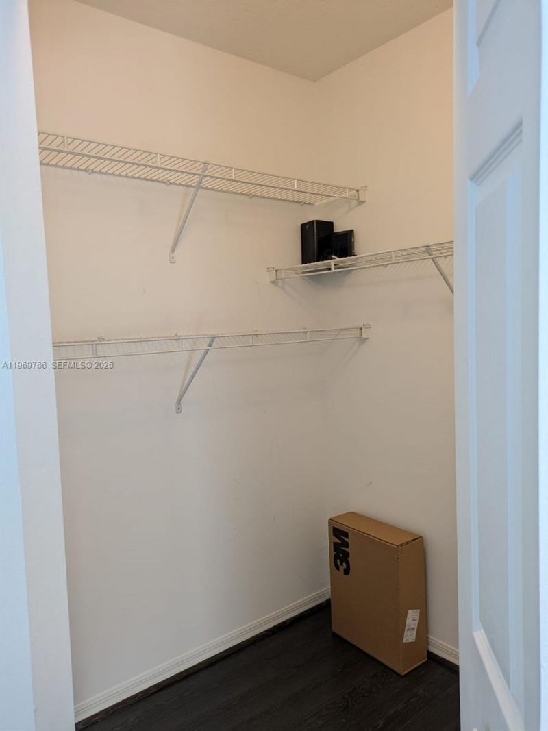 6831 SW 44th St, Unit 302, Miami, FL 33155 Photo