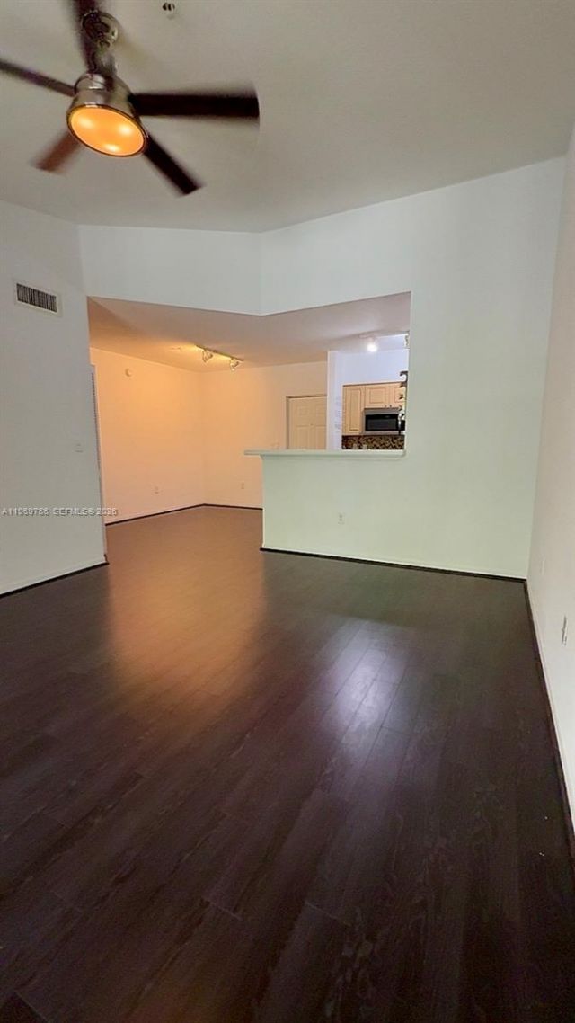 6831 SW 44th St, Unit 302, Miami, FL 33155 Photo