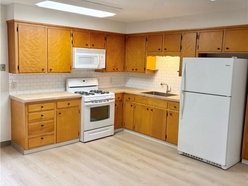 1417 Sunny Drive, Girard, OH 44420 Photo 2