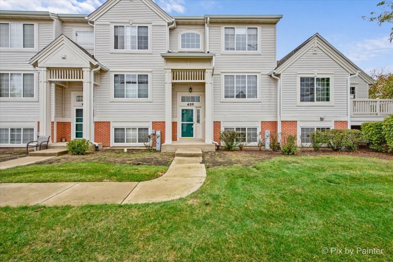 659 S Rosehall Lane, Round Lake, IL 60073 Main Photo