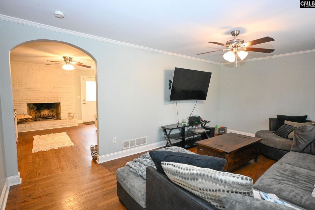 5930 Ellisor Street Photo 4