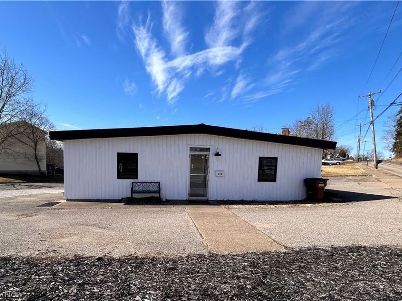 710 Lancaster Street, Marietta, OH 45750 Photo 3