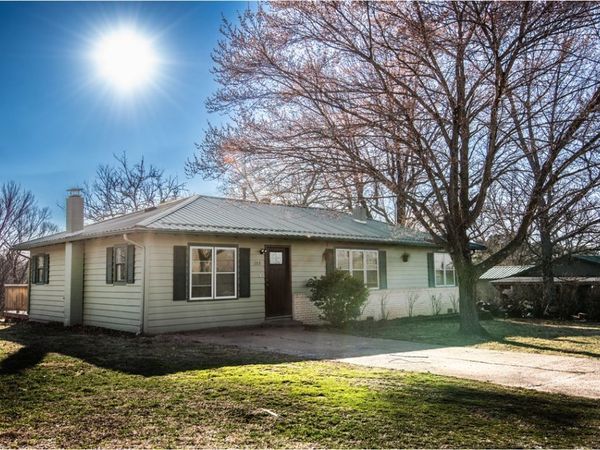 203 1st Street , Omaha, AR 72662