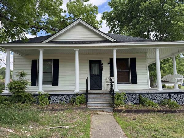 412 W Pike Street, Des Arc, AR 72040