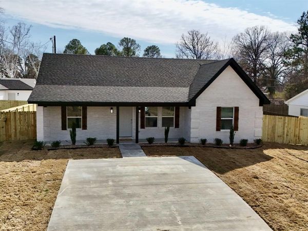 113 Walnut Street, Cabot, AR 72023