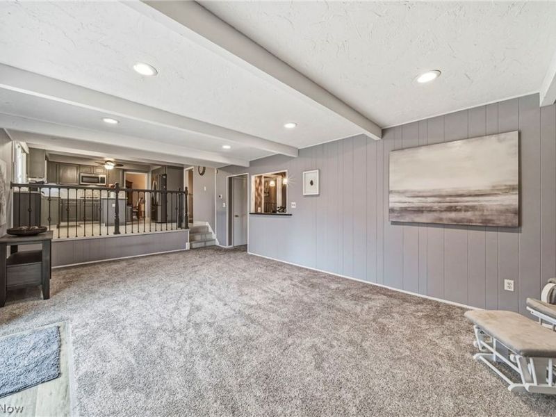 1908 Bromton Drive, Lyndhurst, OH 44124 Photo 11