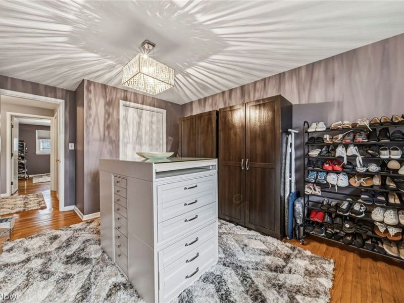 1908 Bromton Drive, Lyndhurst, OH 44124 Photo 24