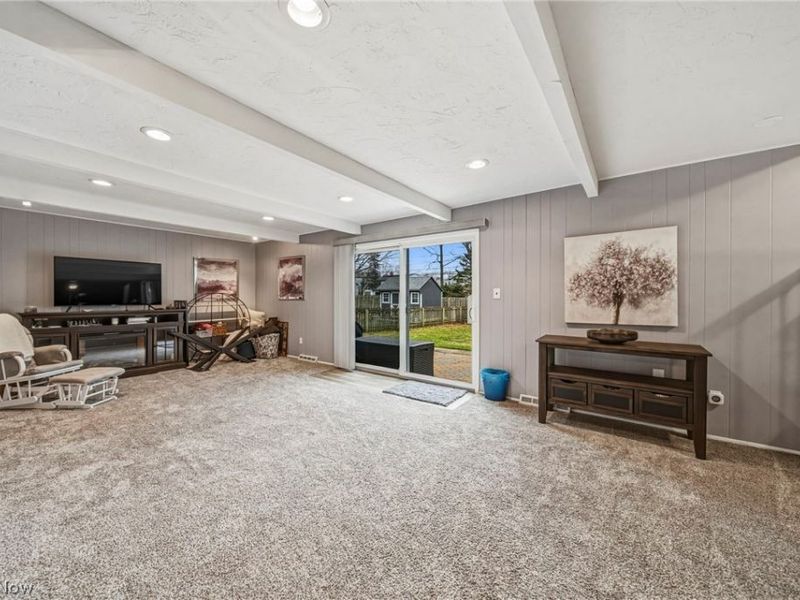 1908 Bromton Drive, Lyndhurst, OH 44124 Photo 9