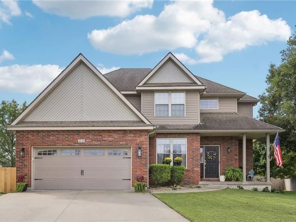 208 Westgate Court, Warrensburg, MO 64093