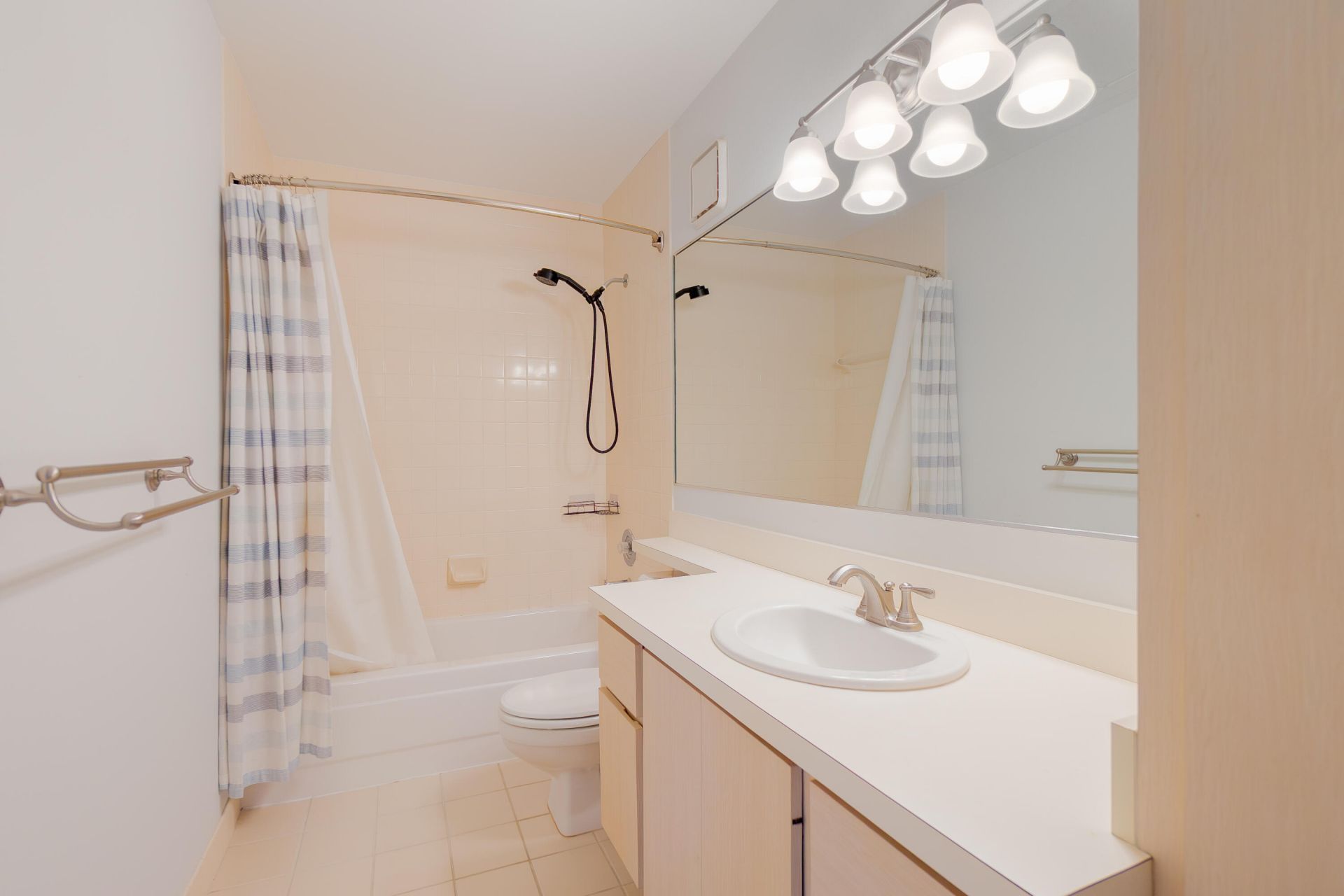 31 Clinton Court, Unit C, Royal Palm Beach, FL 33411 Photo