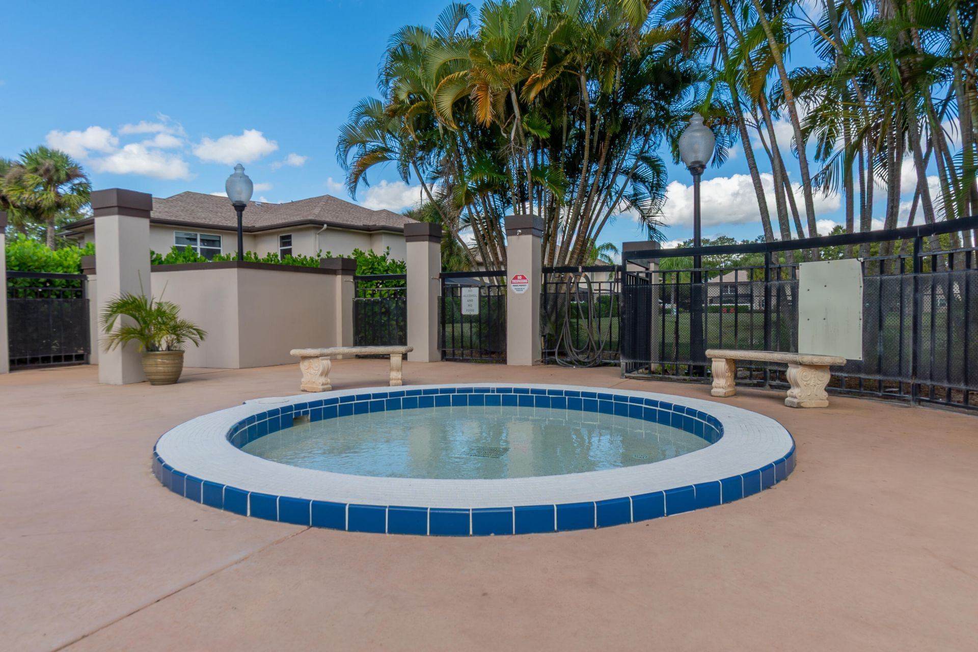 31 Clinton Court, Unit C, Royal Palm Beach, FL 33411 Photo