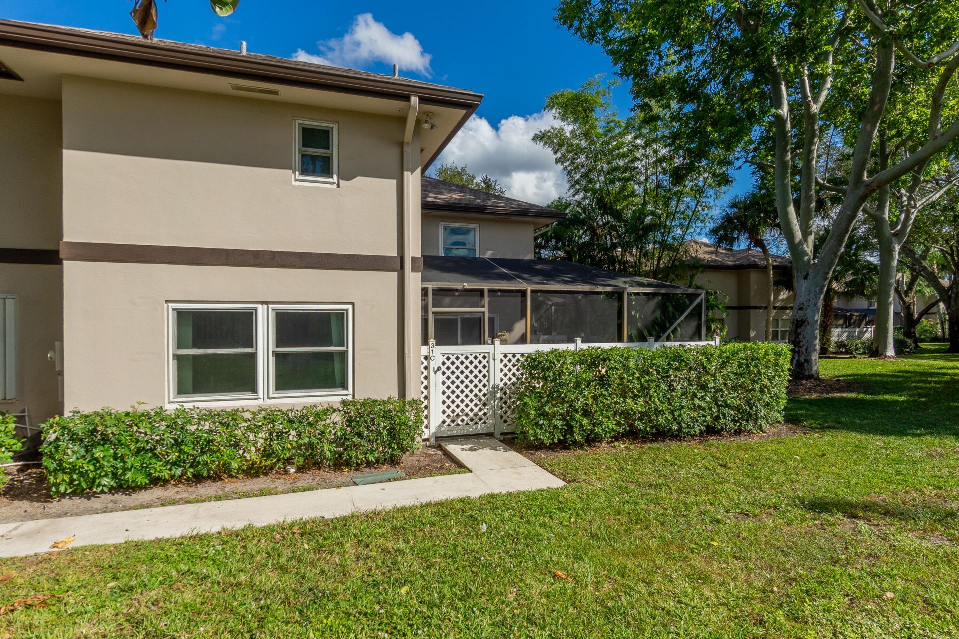 31 Clinton Court, Unit C, Royal Palm Beach, FL 33411 Photo