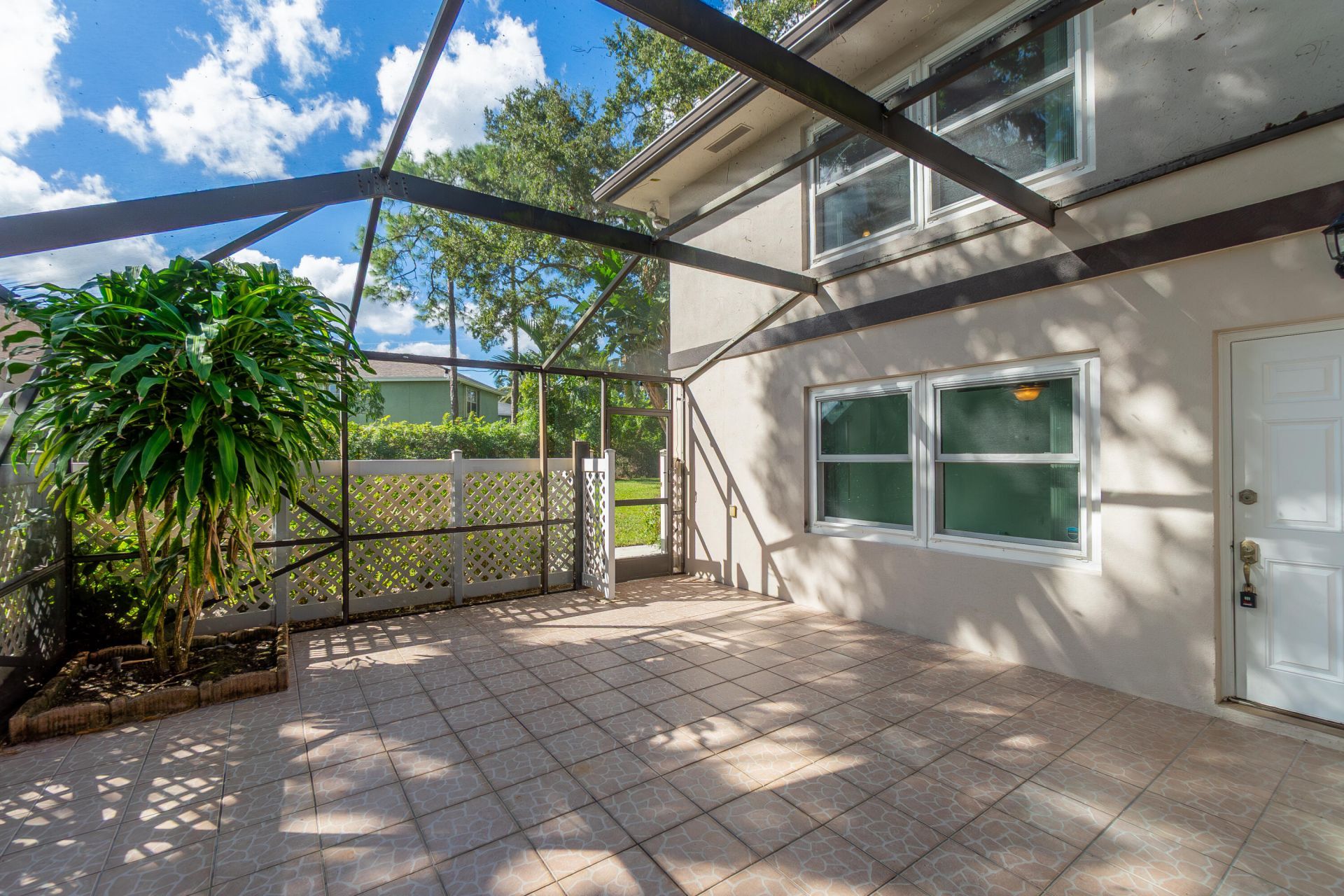 31 Clinton Court, Unit C, Royal Palm Beach, FL 33411 Photo