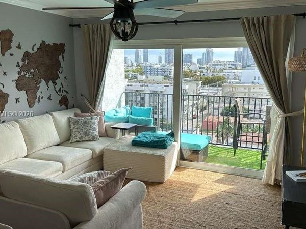 1345 West Ave , Unit 903, Miami Beach, FL 33139