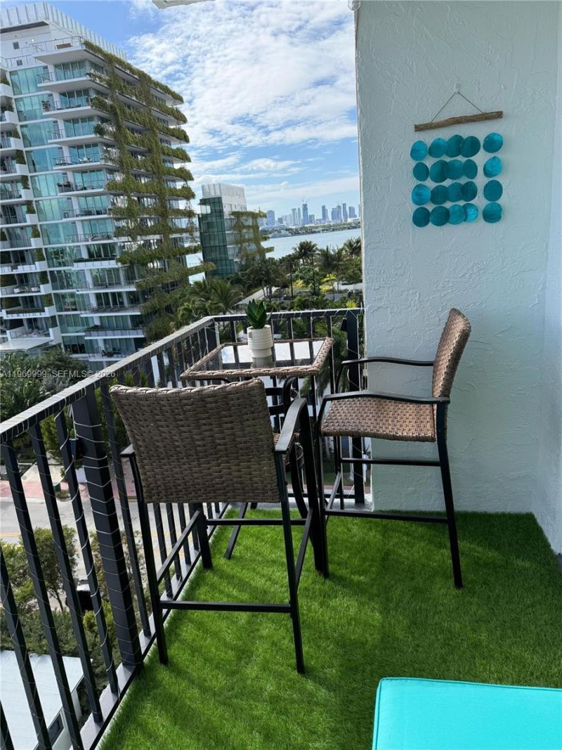 1345 West Ave, Unit 903, Miami Beach, FL 33139 Photo