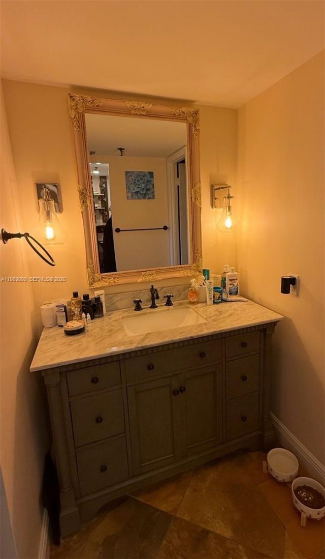 1345 West Ave, Unit 903, Miami Beach, FL 33139 Photo