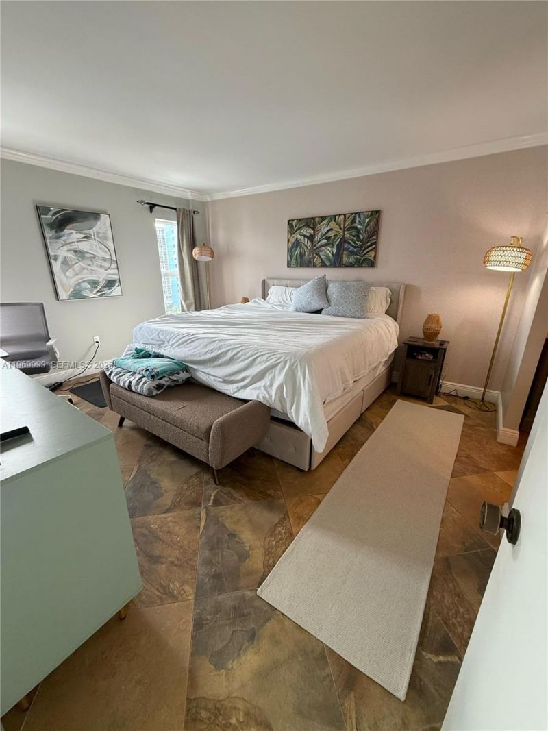 1345 West Ave, Unit 903, Miami Beach, FL 33139 Photo