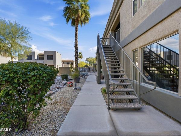 16734 E LA MONTANA Drive, Unit 203, Fountain Hills, AZ 85268