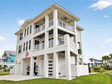 553 Estero BLVD, FORT MYERS BEACH, FL 33931