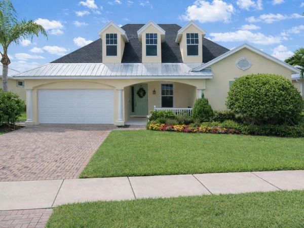 10755 SW Waterway Lane, Port Saint Lucie, FL 34987
