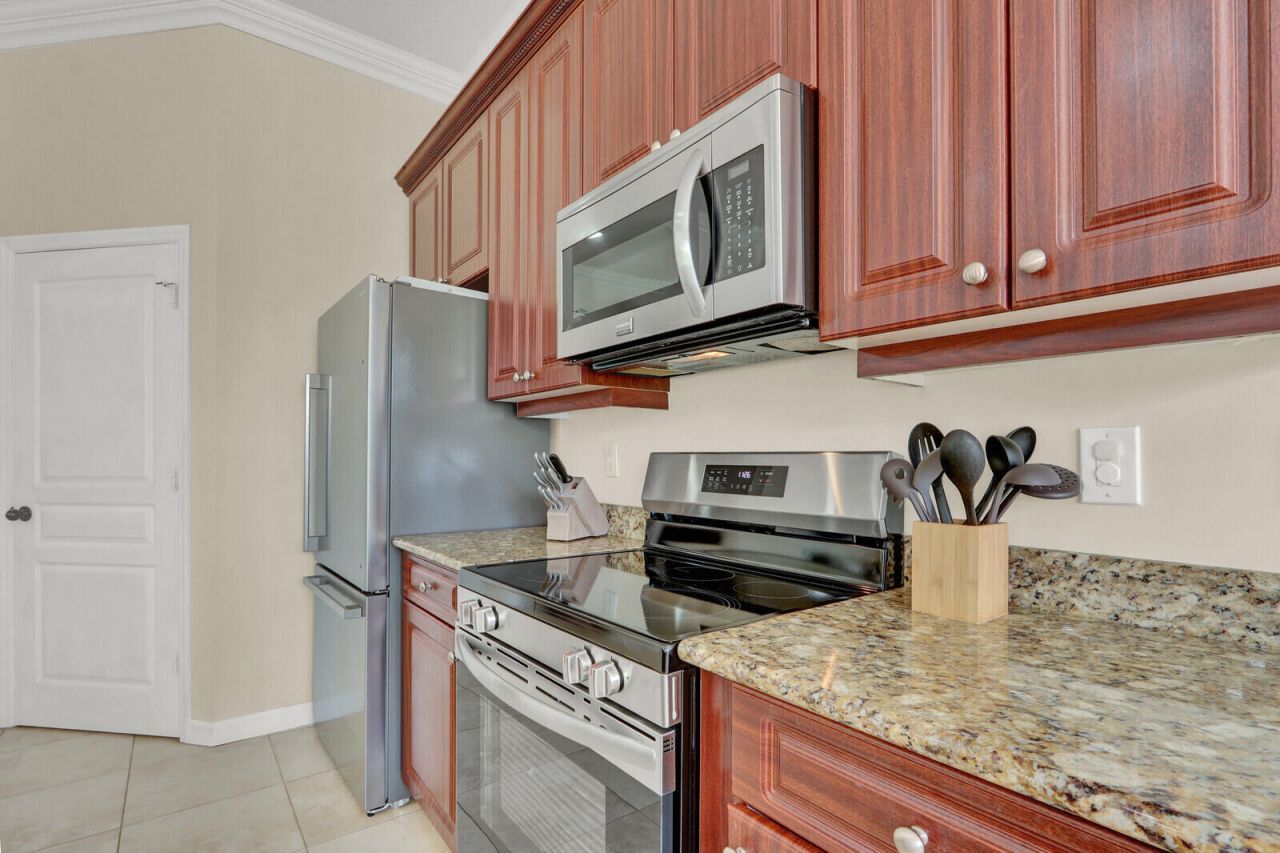 10755 SW Waterway Lane, Port Saint Lucie, FL 34987 Photo