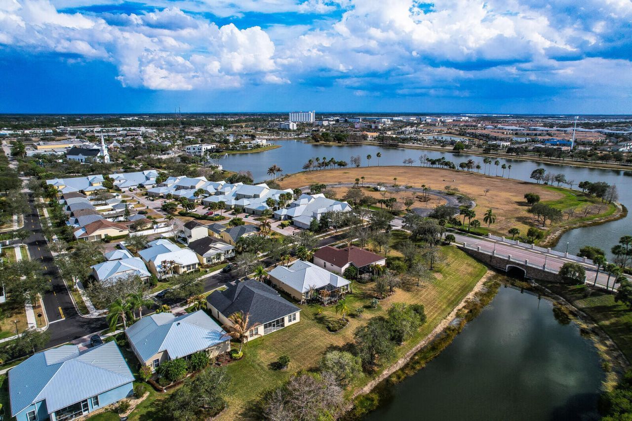 10755 SW Waterway Lane, Port Saint Lucie, FL 34987 Photo