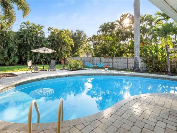 1312 Jambalana LN, FORT MYERS, FL 33901